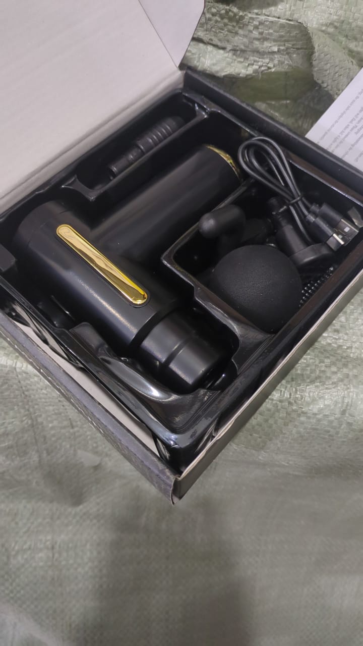 Professional Smart Percussion Massage Gun – High-Intensity Deep Tissue Muscle Massager with 4 Interchangeable Heads for Athletic Recovery & Pain Relief 5 in 1