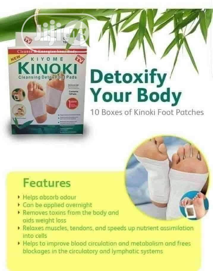 Kiyome Kinoki Detox Foot Pads | Pain-Free Cleansing Pads for Toxin Removal, Stress Relief & Improved Vital Organ Function | Red & Blueberry Variants (Random Variant)