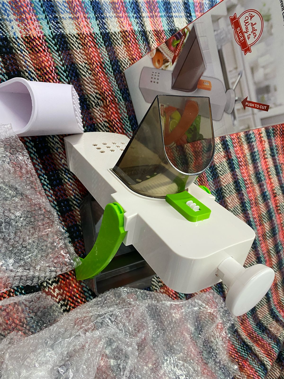 Safe And Multifunctional Mandoline Slicer Adjustable Vegetable Cutter, Precision Slicing Machine For Potatoes, Onions, Carrots, Cucumbers, And Fruits